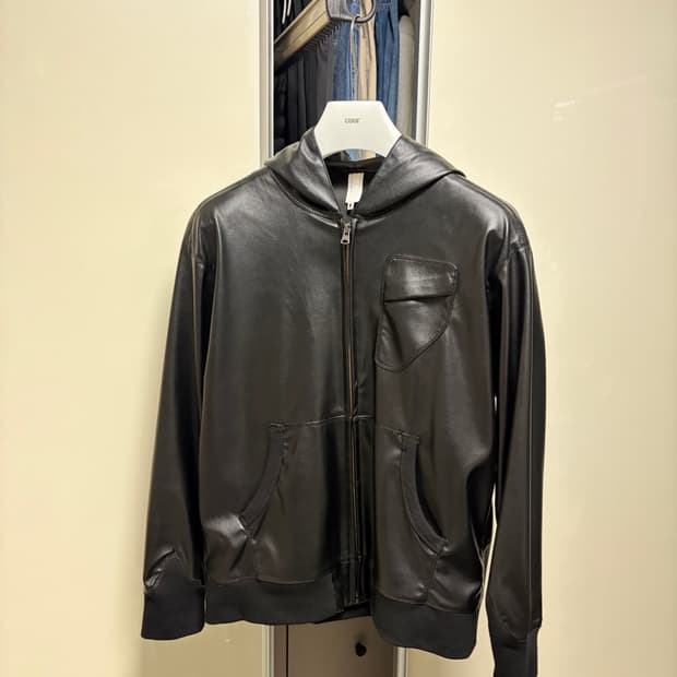 Epicenter eaves hood jacket (1)
