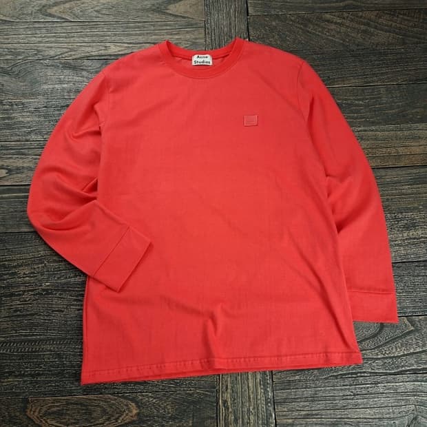 [아크네] 로고 패치 롱슬리브 긴팔티 네오핑크 P01453