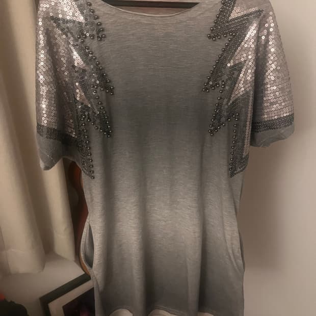 spike tee