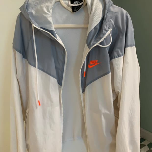 나이키 윈드러너 바람막이