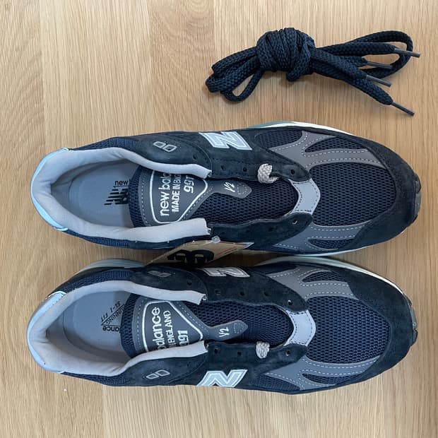 뉴발란스991v2 메이드 인 UK 다크 네이비 소모크드 펄