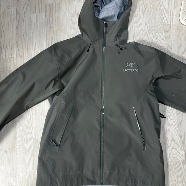 아크테릭스 베타 lt 그레이 색상!