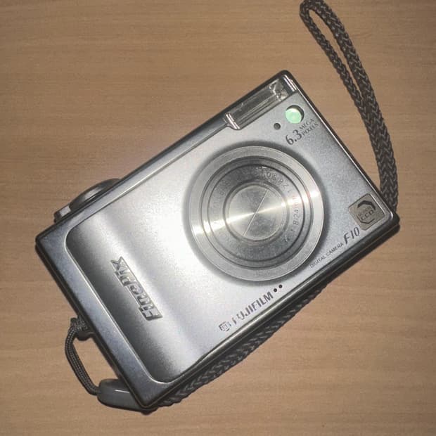 Fujifilm Finepix f10