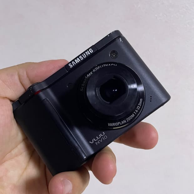 삼성 Samsung VLUU NV10 레트로 디카