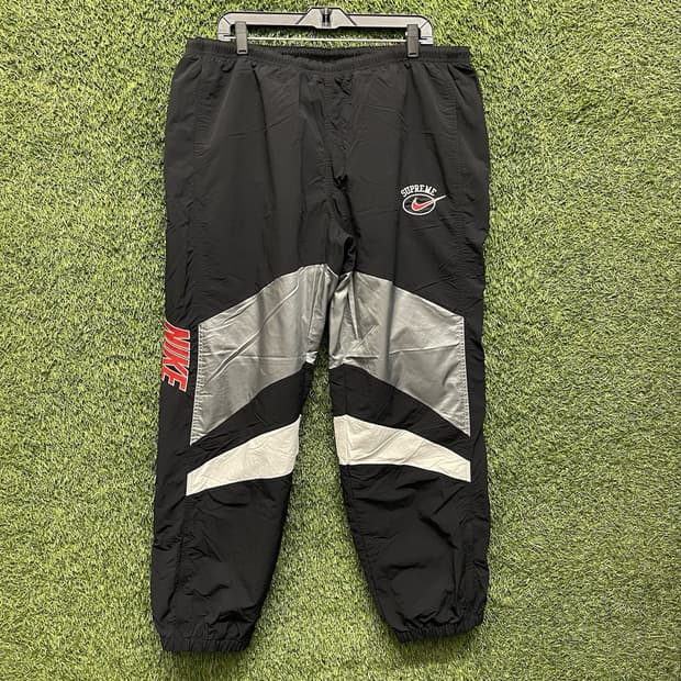 19SS 슈프림 x 나이키 웜업 팬츠 실버