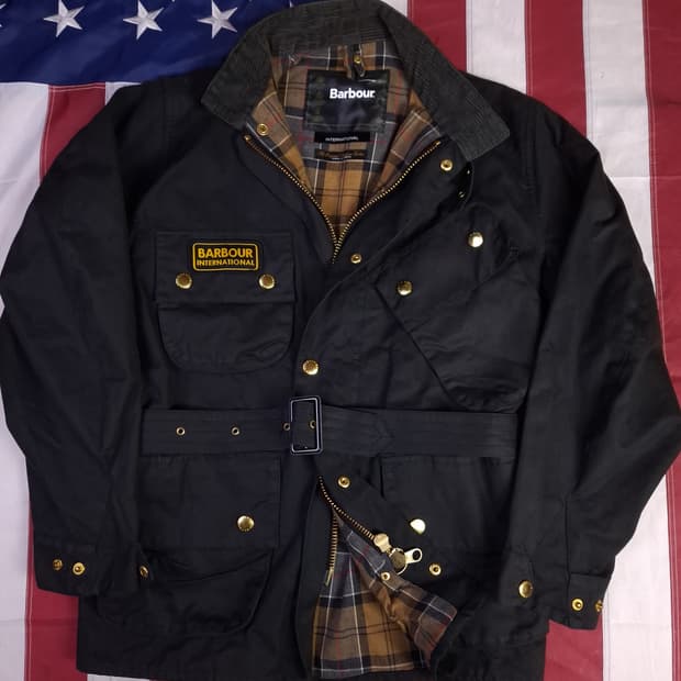 새제품급 오리지날 바버 인터네셔널 왁스자켓