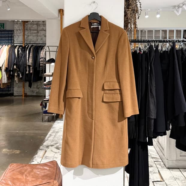 페라가모 카멜 울 블렌드 더블 포켓 롱 코트