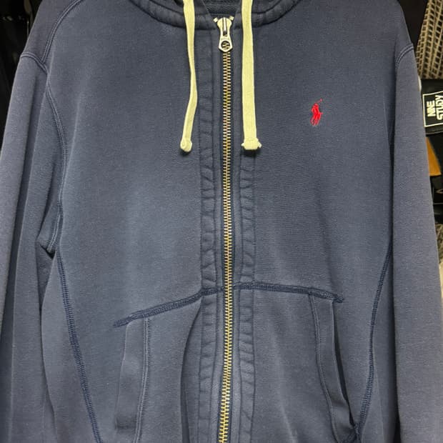 폴로 후드집업