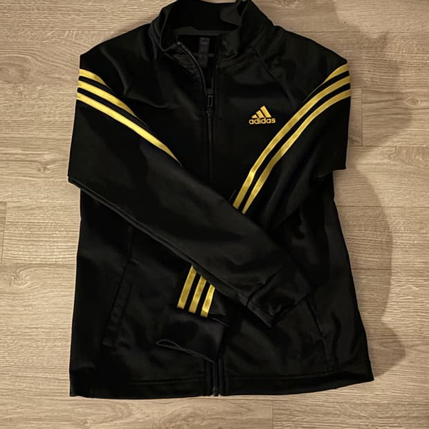 아디다스 골드 검정 져지