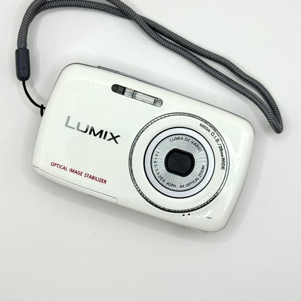 🕊️ Panasonic LUMIX DMC-S1 화이트
