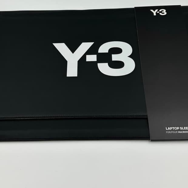 [무료배송] Y-3 노트북 슬리브 (15“)