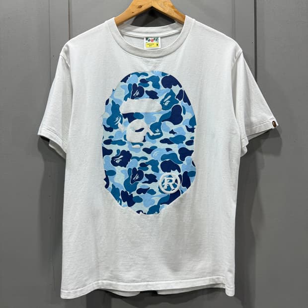 M 베이프BAPE ABC 카모 빅 에이프 헤드 티셔츠 화이트 블루