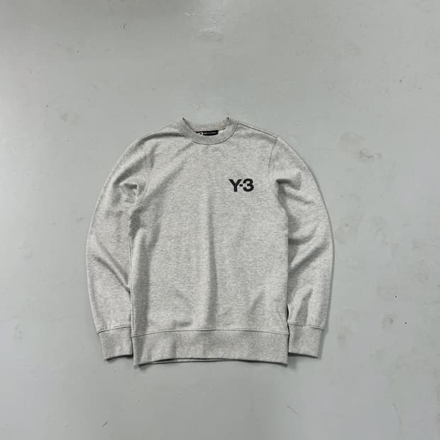 Y-3 그레이 로고 스웻셔츠