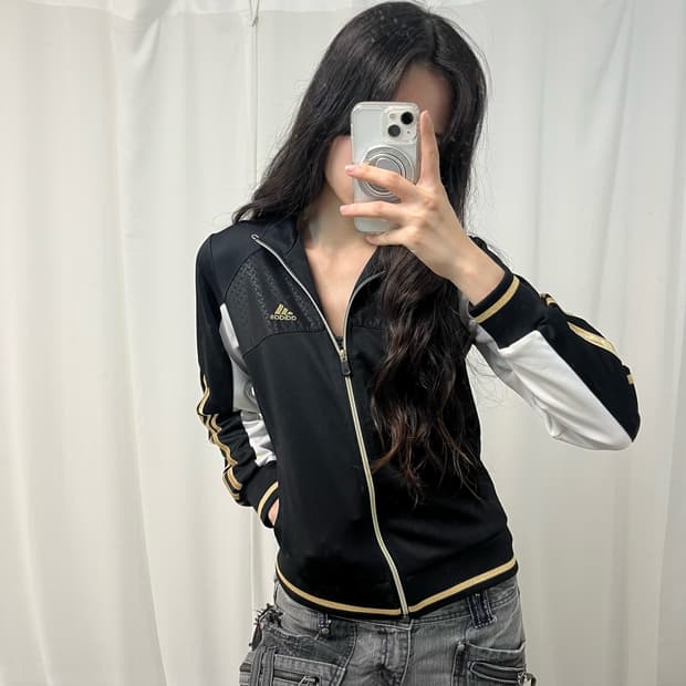 Adidas black jersey