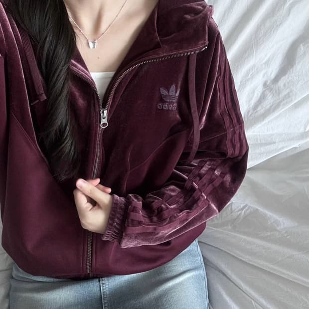 아디다스 버건디 벨루아 후드집업 벨벳