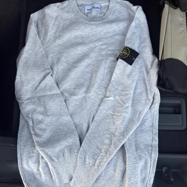 정품 스톤아일랜드 와펜 로고 니트 그레이 M