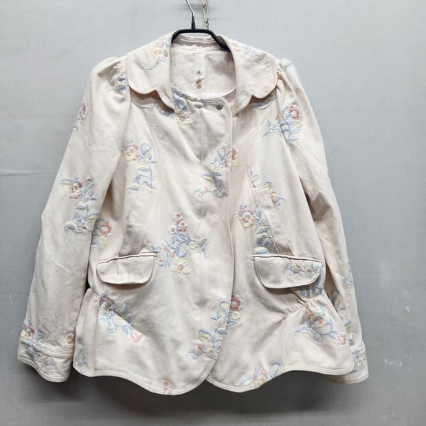 오즈세컨 플라워 자수 프릴 자켓 1(S)