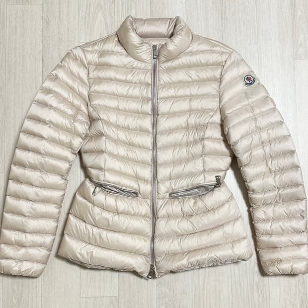 몽클레어 여성 경량패딩