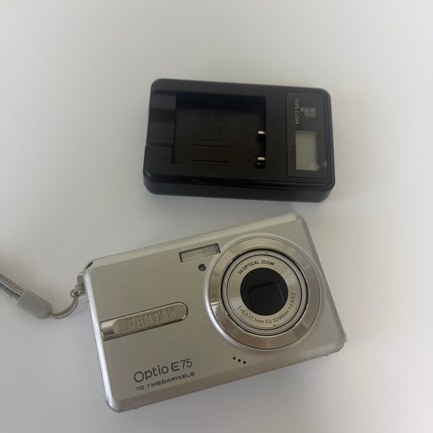 펜탁스 옵티오 e75