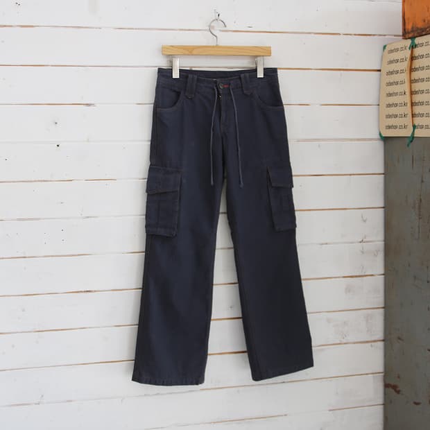 CUBE SUGAR 카고 팬츠 (여성용 28.5)