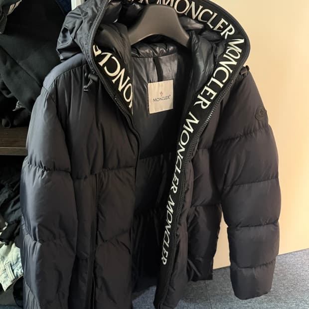 몽클레어 몽클라 4사이즈