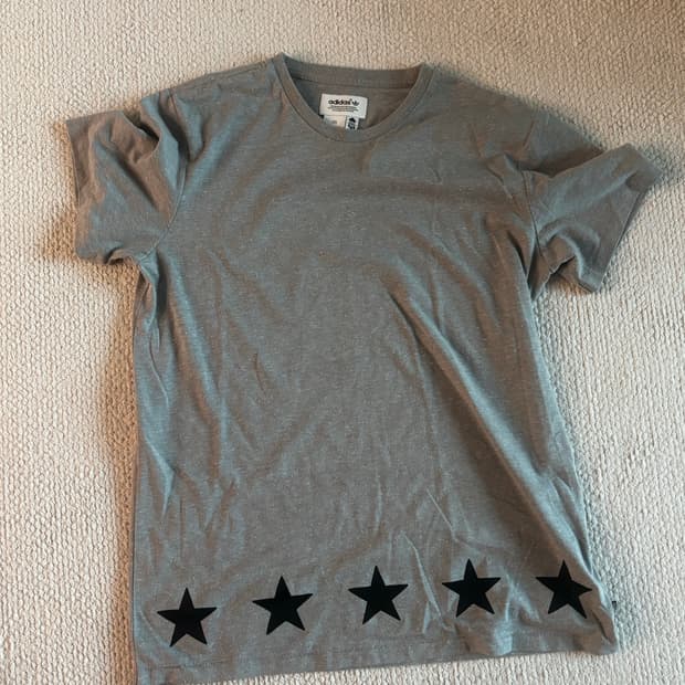 아디다스 별 반팔