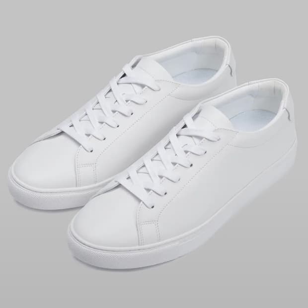 무신사 스탠다드 레더 코트 스니커즈