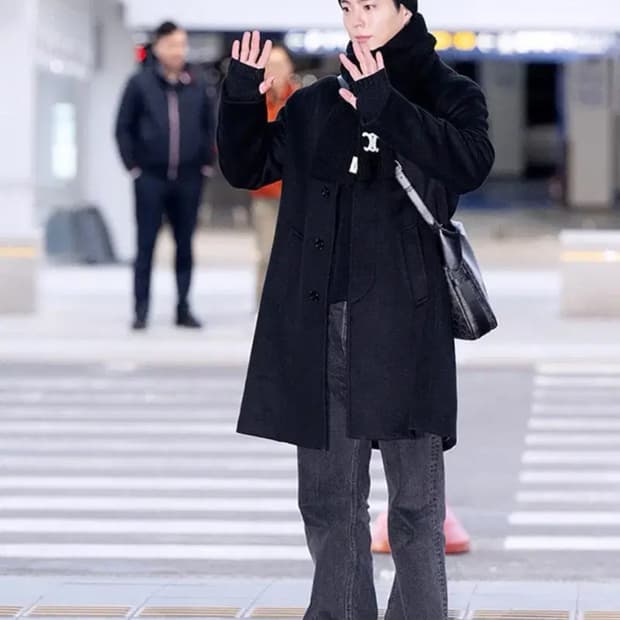 [박보검님 착용] 셀린느 23fw 캐시미어 맥코트