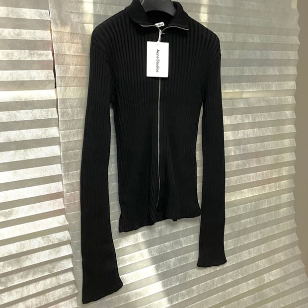 (m) 아크네스튜디오 25ss 투웨이 니트집업