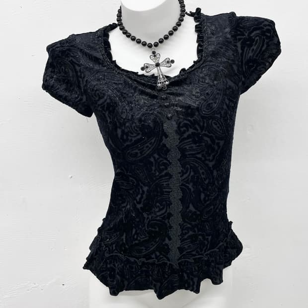 엔틱 벨벳 오리엔탈 탑