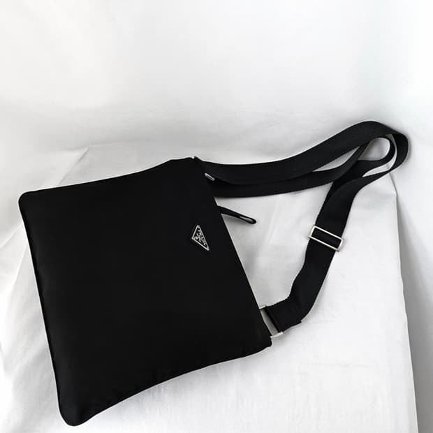 [정품 PRADA] 프라다 포코노 나일론 크로스백 남녀공용