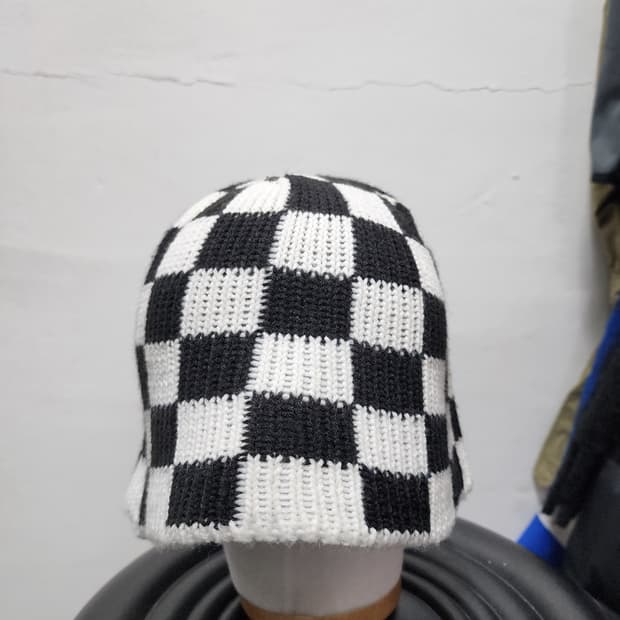 체커보드 바둑판 벙거지