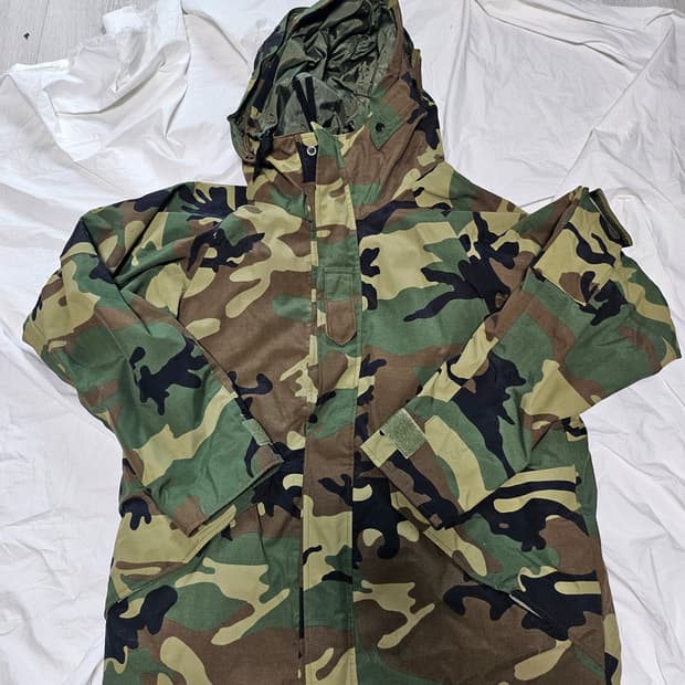 ECWCS 미군 고어텍스 1세대 파카 자켓 M-L