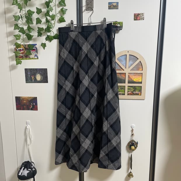 체크 롱스커트 