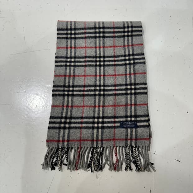 버버리 램스울 목도리