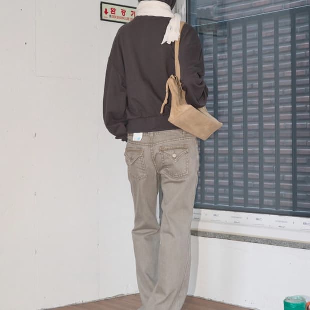 피키소사이어티 부츠컷 데님 팬츠 베이지