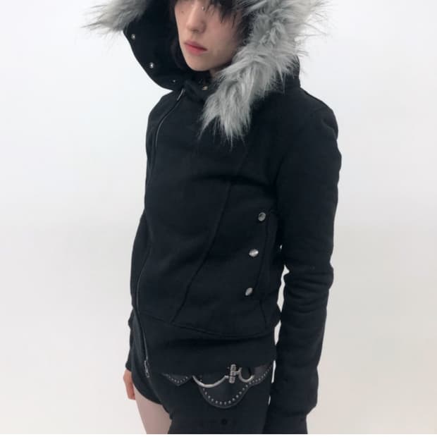 Begbegbeg UNBALANCED FUR HOODIE 퍼후디