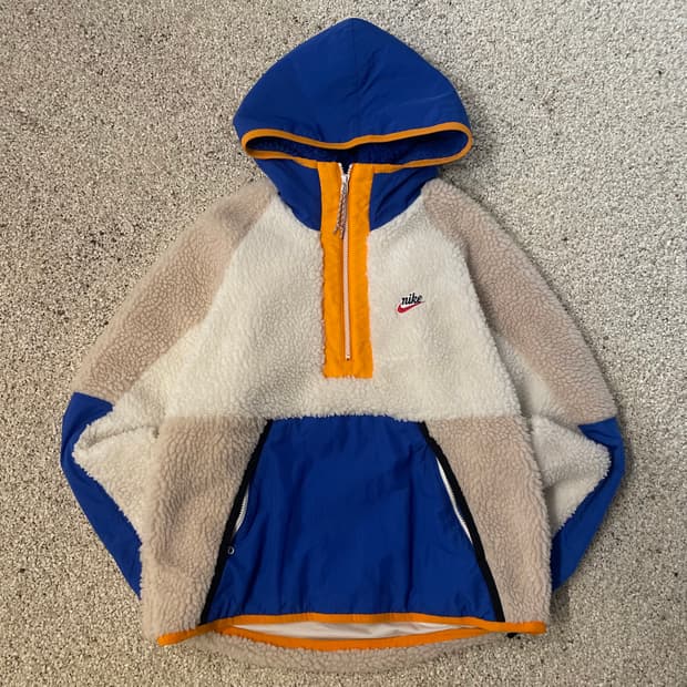 나이키 후리스 ⭐️1172