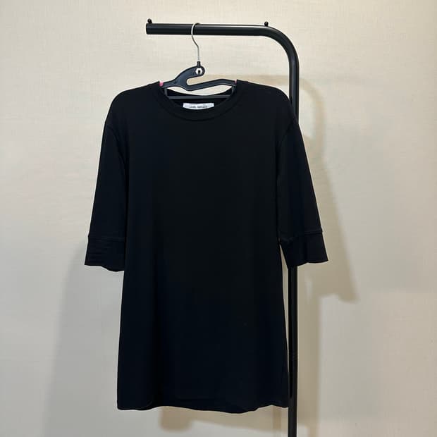 리젤 서비스 숏슬리브 블랙