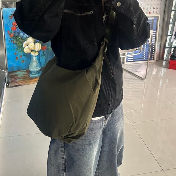 SOFTNYLON COCOON SHOULDER BAG 나일론 코쿤 숄더백