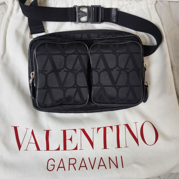 VALENTINO(발렌티노) 트왈 아이코노그래피 숄더백