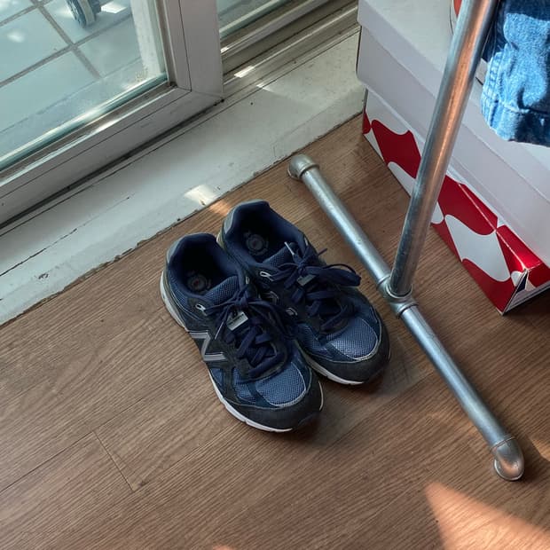 뉴발란스 990 v4 GS