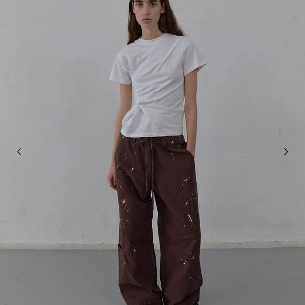 LCDC EFFECT WIDE-LEG TROUSERS (BROWN) s