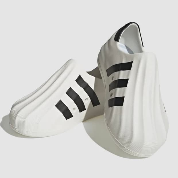 아디폼 슈퍼스타 화이트 240