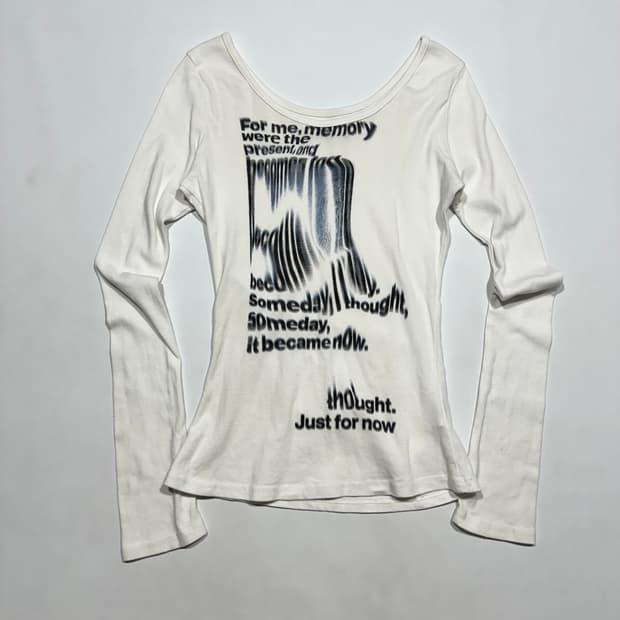 나체 플로우 슬림핏 롱슬리브 아이보리