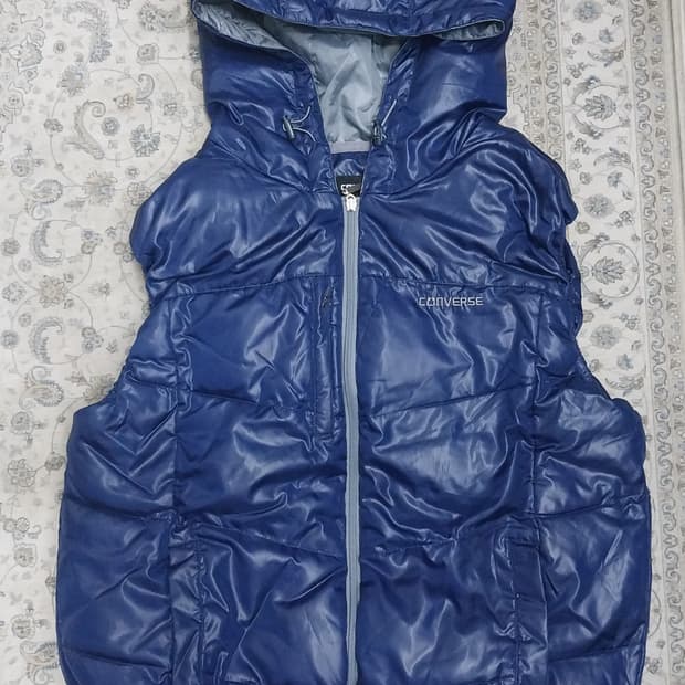 컨버스 유광 후드 패딩 조끼 95