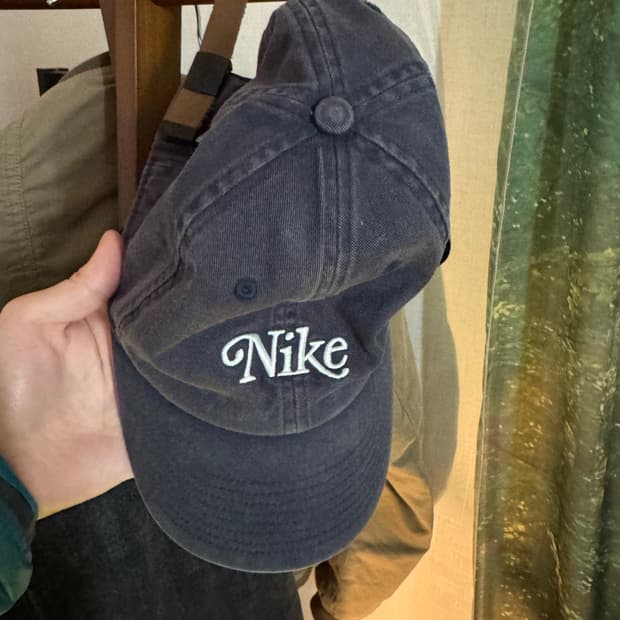 나이키 헤리티지 86 워시드 스크립트 로고 캡