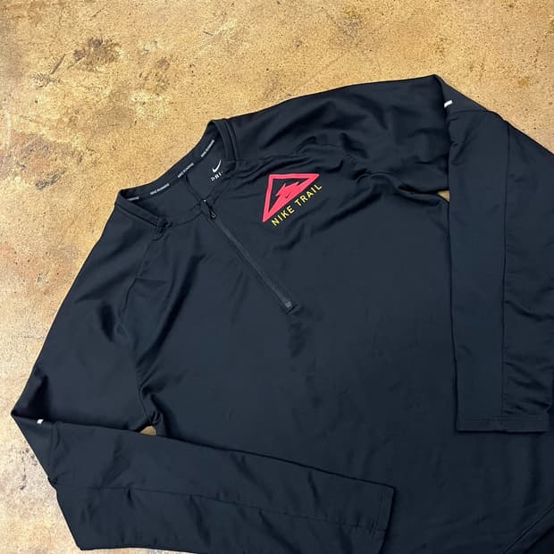 [정품/M] 나이키 드라이핏 트레일 블랙 긴팔티 b16