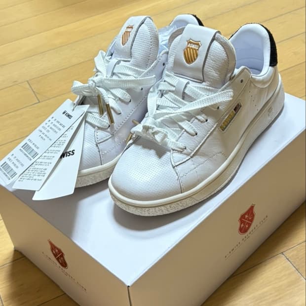 K-SWISS 화이트 스니커즈 225 새상품