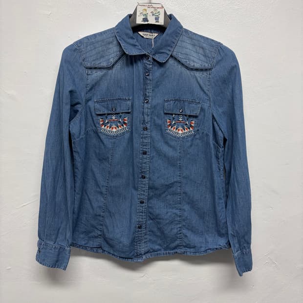 패턴 자수 데님 셔츠